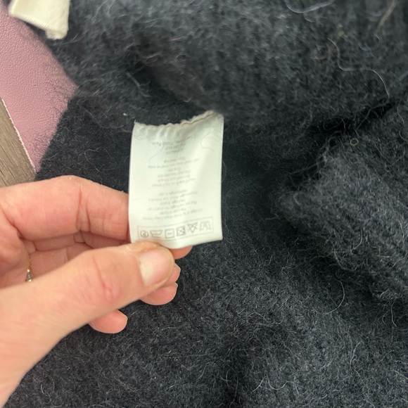 Sezane Le Fil Rouge Sweater - Picture 8 of 8